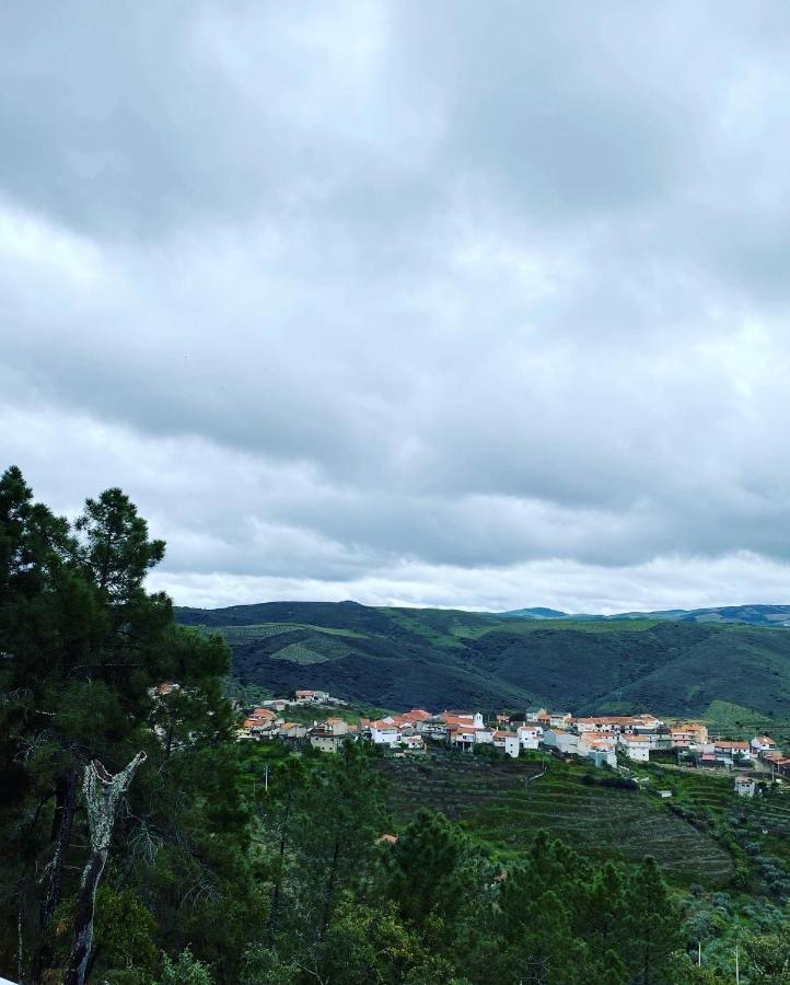 Casa Do Ti Latoeiro Konuk evi Torre De Moncorvo Dış mekan fotoğraf